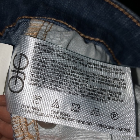 Frayed High Rise Straight Leg Medium Wash Jeans Size 16/33 - Picture 9 of 10